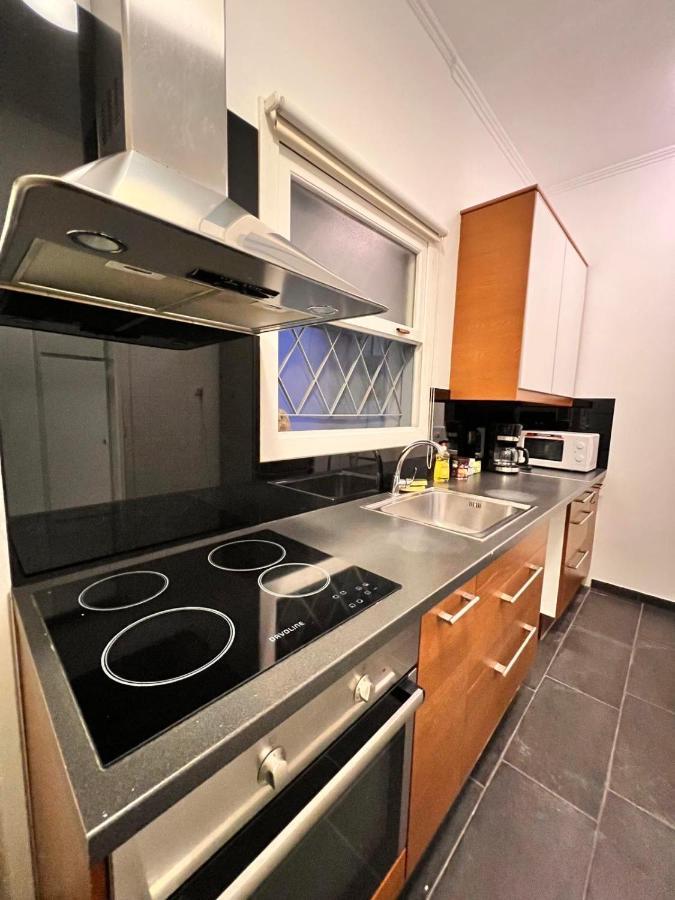 Feel Like Home Concert Hall Apartment - Sem Атина Екстериор снимка